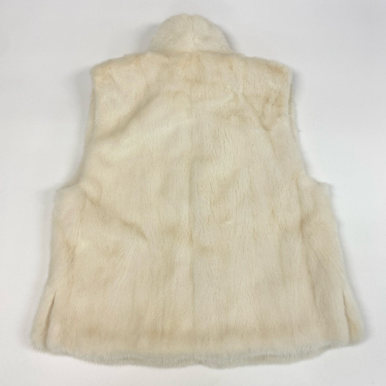 35k2《希少》 Pellicce Moda ペリーチェモーダ パールミンク  ベスト 薔薇コサージュ付き ホワイト 最高級本毛皮 PEARL MINK FUR ポケット有t18r