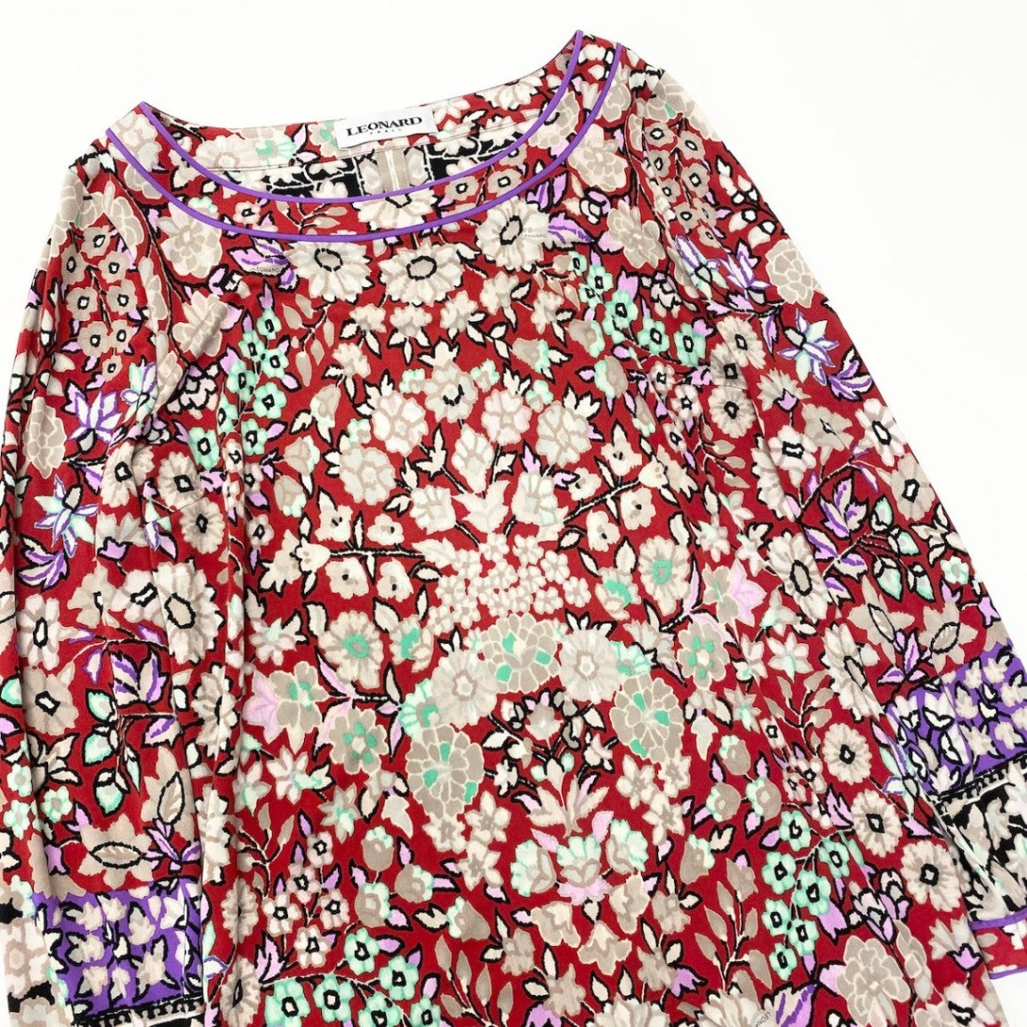 34d12 LEONARD PARIS レオナール ロングスリーブワンピース 美しい花柄プリント イラスト風 ストレッチ イタリア製 サイズ40 マルチカラー シルク100％ レディース 女性用u02t