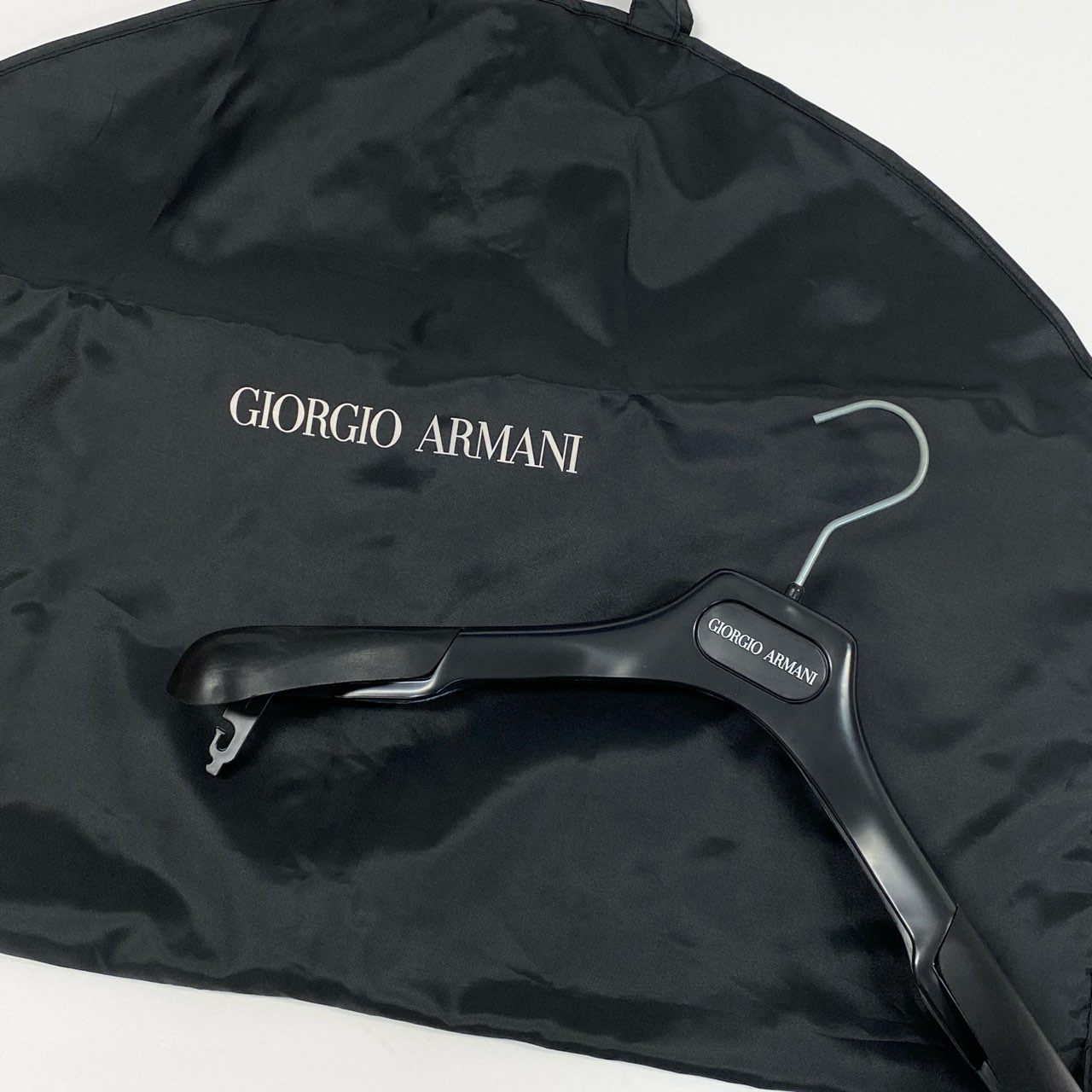 68b11【美品】GIORGIO ARMANI ジョルジオアルマーニ 2022 テーラードジャケット チェック柄 ブレザー 48Rサイズ ブラック メンズ 男性用k02i