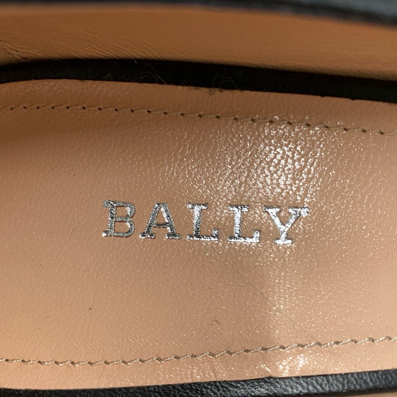 2e13 【美品】 BALLY バリー PRALIA 30 レザーパンプス 39 1/2 ブラック イタリア製 シューズ