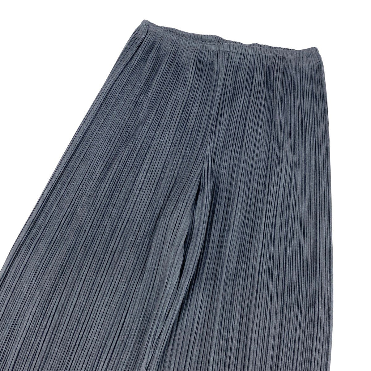 j19 ISSEY MIYAKE プリーツパンツ ボトムス 日本製 PP05-JF609 Mサイズ グレー ポリエステル100％ レディース 女性用u02t