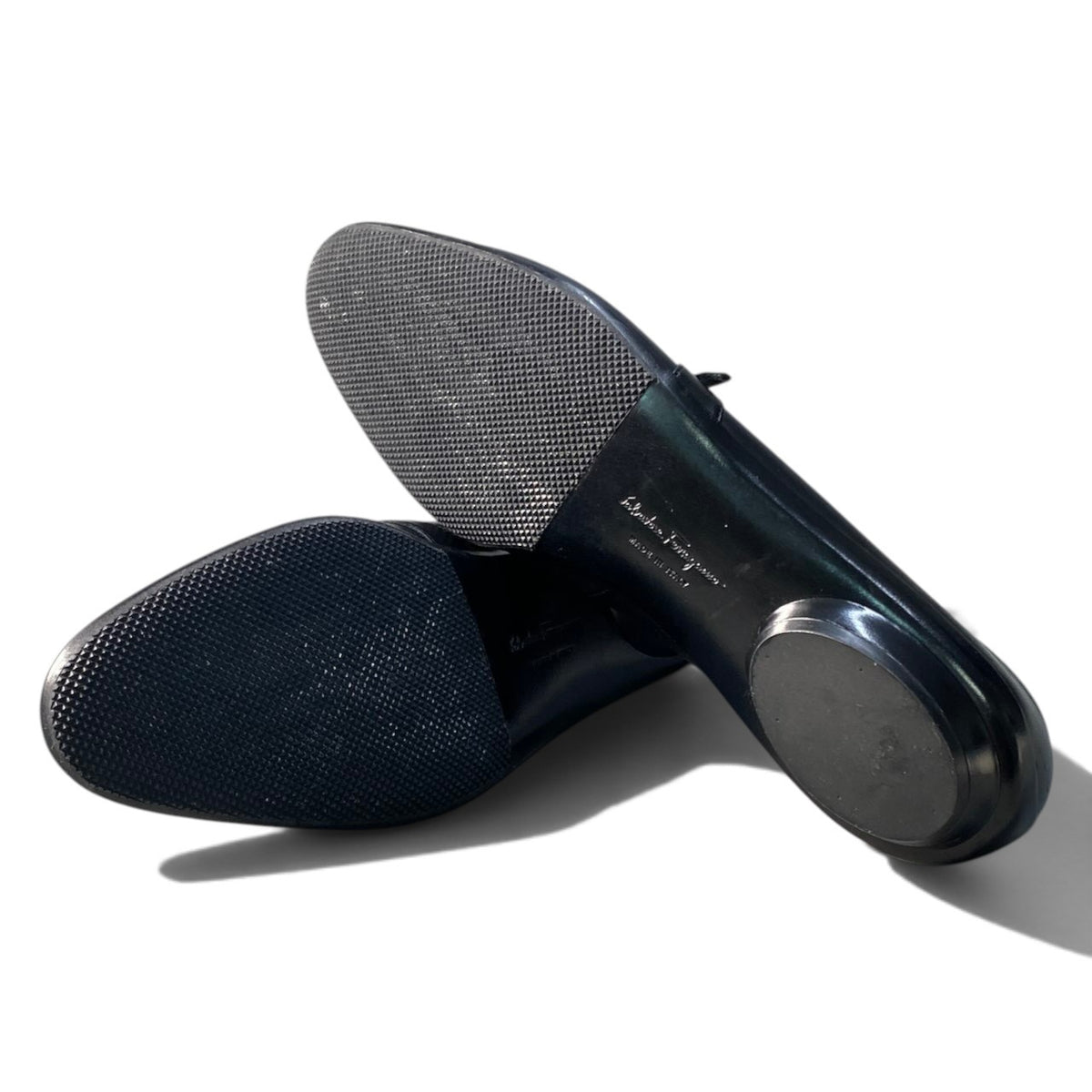 1i16 Salvatore Ferragamo サルヴァトーレフェラガモ フラットシューズ バレエシューズ レザーシューズ 7サイズ ブラック レザー レディース 女性用u02t