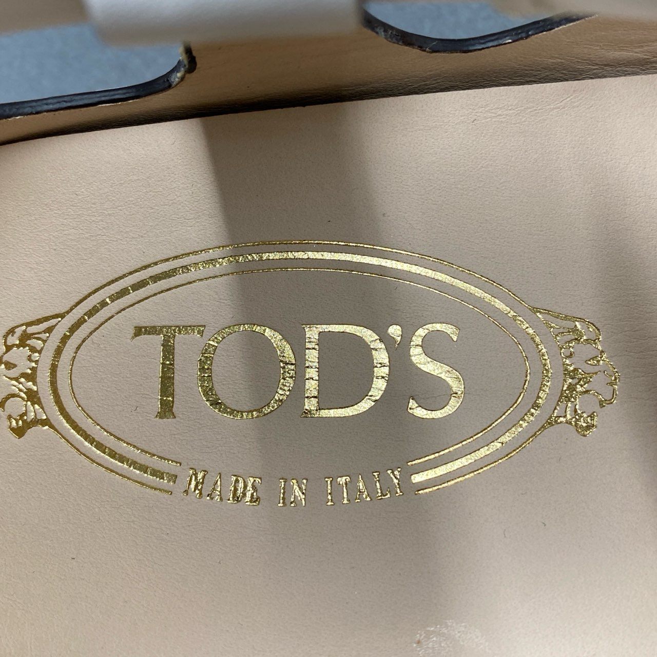 3i20 《美品》 TOD'S トッズ イタリア製 グルカサンダル フラット シューズ アンクルストラップ 40 アイボリー レザー