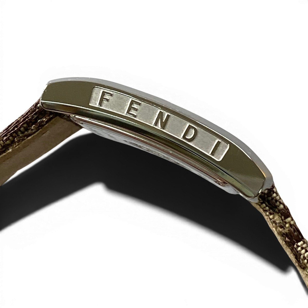 f24 FENDI 腕時計 ズッキーノ スクエア 141-7000L-107 ブラウン系 レザー レディース 女性用k02i