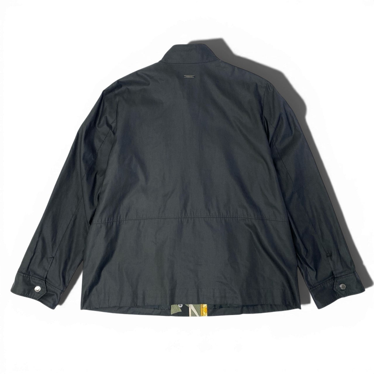 60c6 LEONARD レオナール 美しい花柄プリント 薄手ジャケット ライトアウター 44 ブラック レディース 大きいサイズu02t