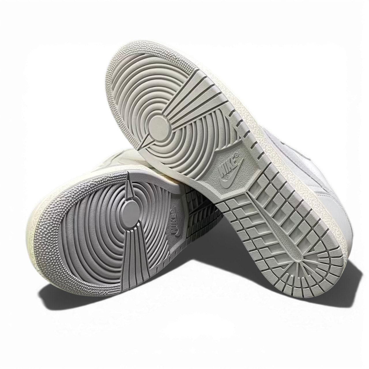 1c23 《未使用品》 NIKE ナイキ Air Jordan 1 Low 85 エアジョーダン 1 ロー FB9933-100 28.5cm ホワイト スニーカーt18r
