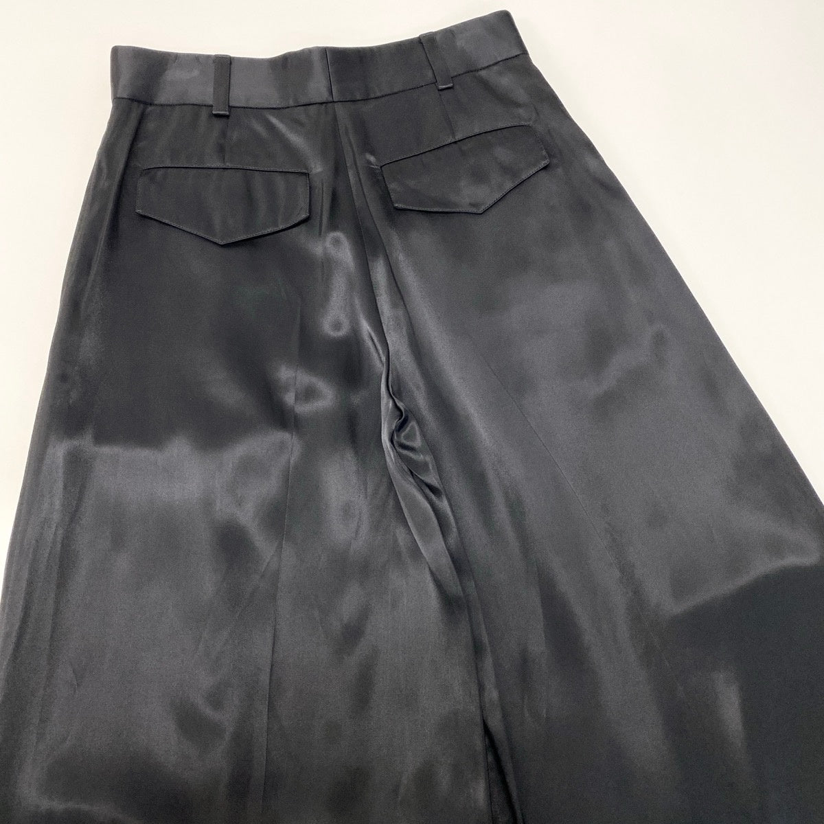 Eh1 JIL SANDER ジルサンダー トラウザーパンツ ワイドパンツ とろみ素材 スラックスパンツ ワイドシルエット JO3KA0264 J65246 34 ブラック レーヨン100％ レディース 女性用u02t