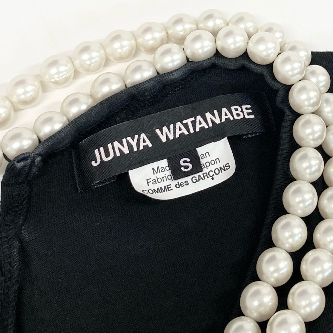 54g10 《美品》 JUNYA WATANABE ジュンヤワタナベ 23SS パールネックレス付 カットソー S ブラック Tシャツ 日本製 女性服