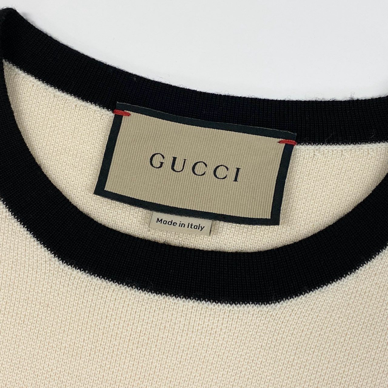 Ia14【美品】 GUCCI グッチ 23AW 半袖ニットセーター ハイゲージ ウールニット バイカラー GGロゴ刺繡 681309 XKB7S サイズS オフホワイト ブラック ウール100％o07t