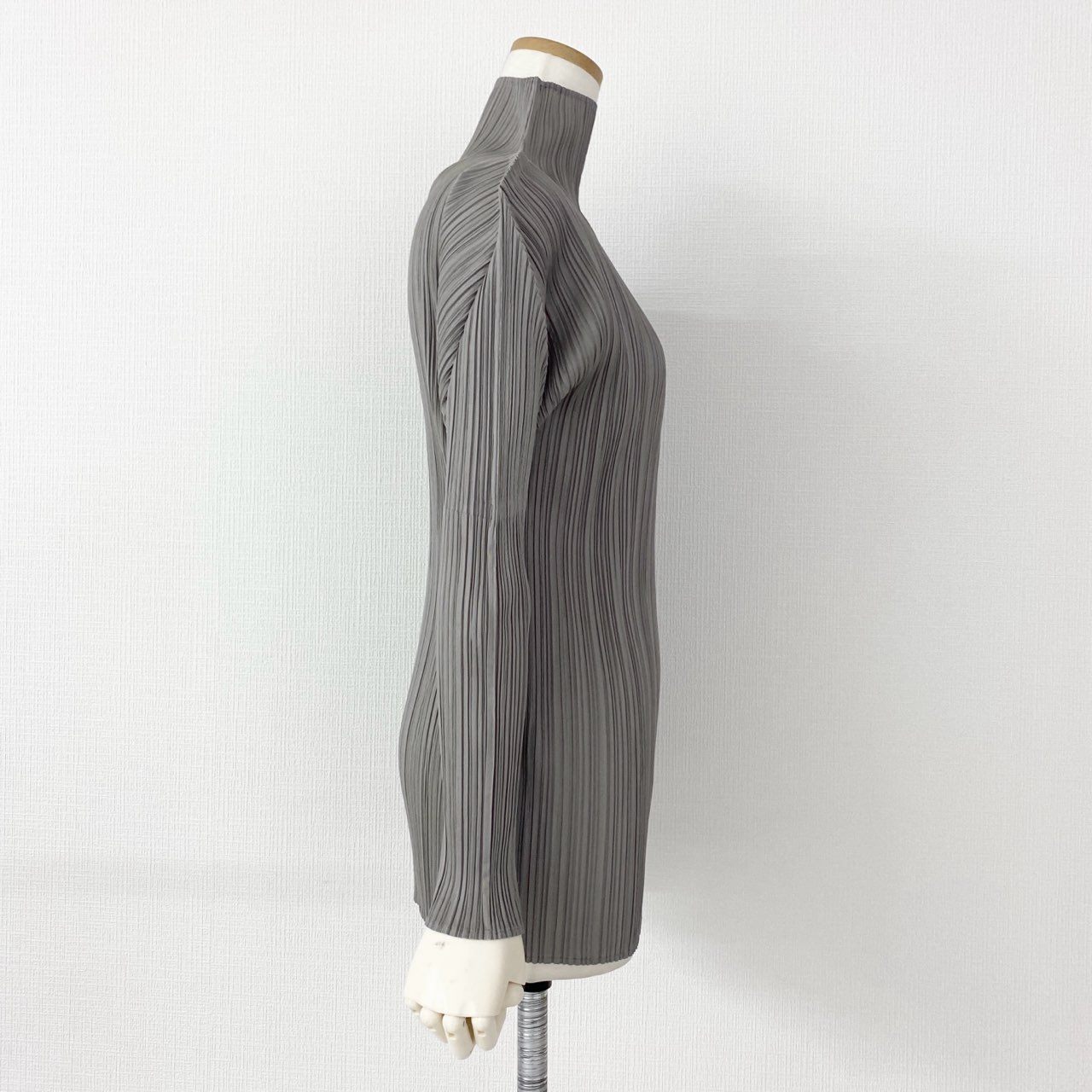 5d11-2 《美品》 PLEATS PLEASE ISSEY MIYAKE プリーツプリーズ イッセイミヤケ 日本製 PP04-JK604 ハイネック 長袖プリーツカットソー ロングスリーブ トップス チュニック 3 グレー MADE IN JAPAN