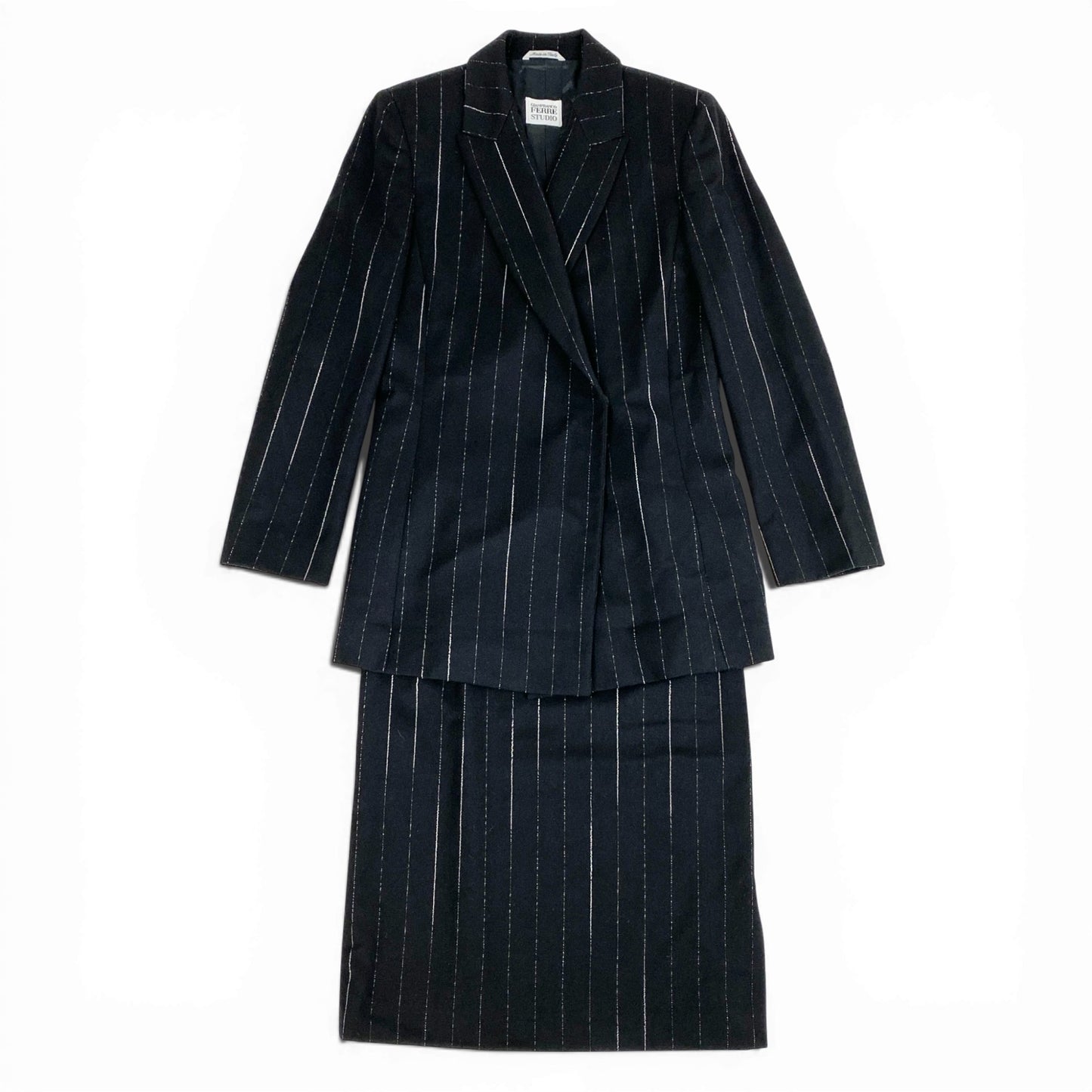 35L19 GIANFRANCO FERRE ジャンフランコフェレ ジャケットスーツ タイトスカート ストライプ柄  I40 ブラック レディース 女性用u02t
