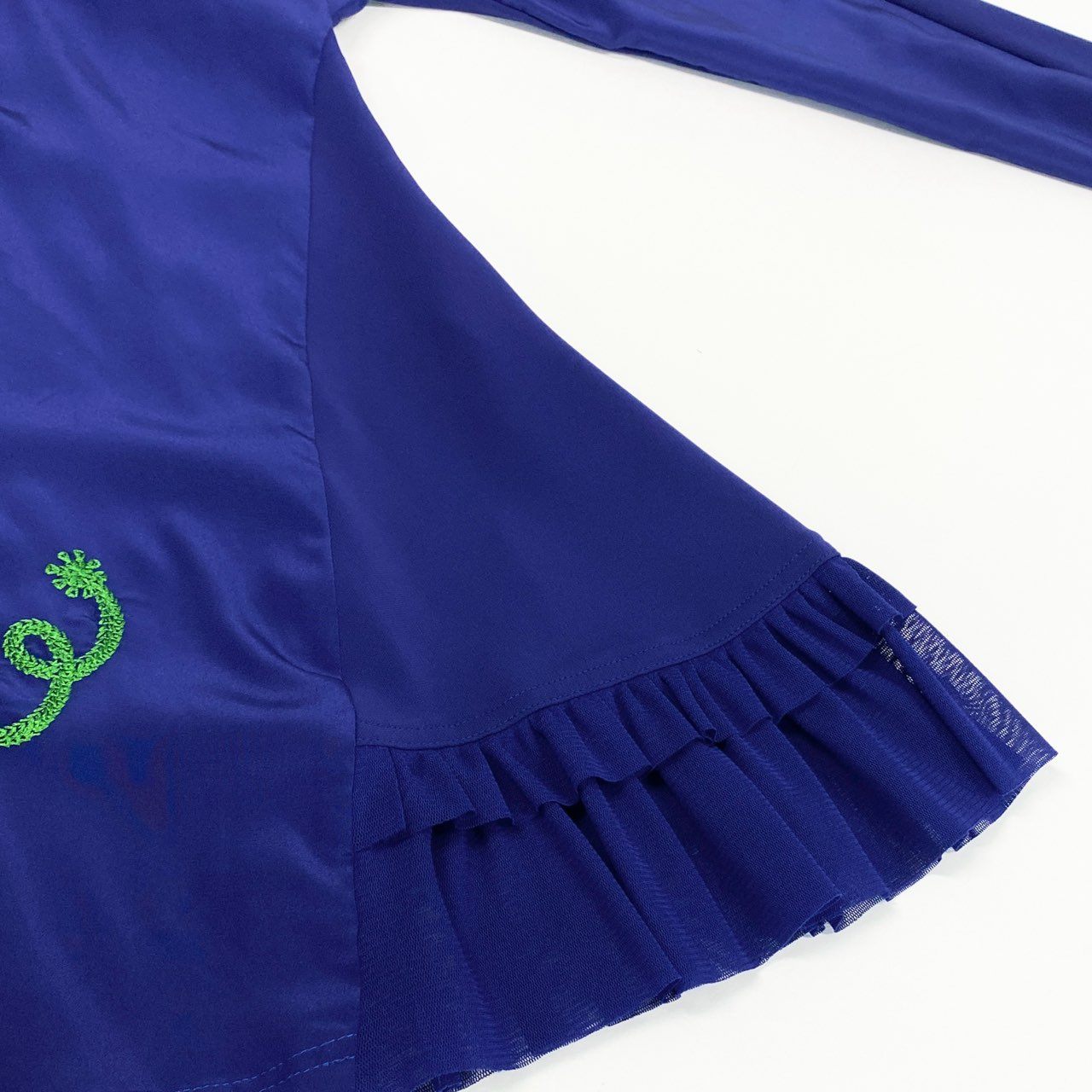 2k19《美品》 TOKUKO 1er VOL トクコプルミエヴォル 長袖シャツ ブラウス 裾シアー切替 Aライン 身幅ゆったり 9 ブルー レディースu02t