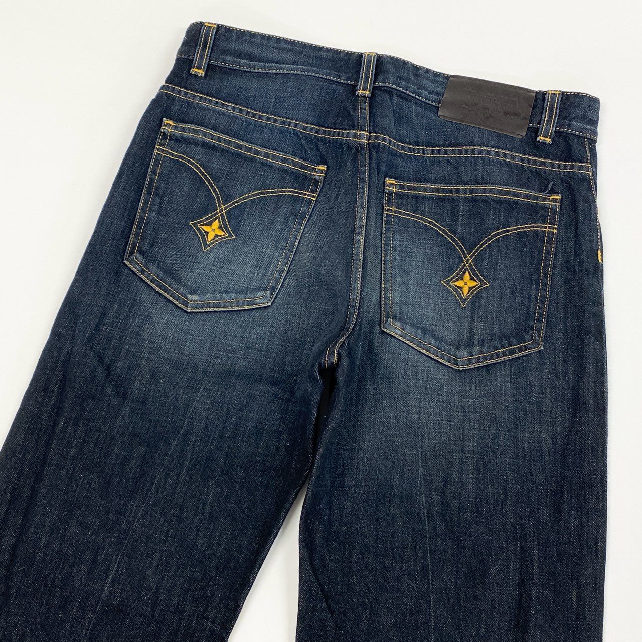 24i25 LOUIS VUITTON ルイヴィトン デニムパンツ ボトムス ポケット刺繍 RM061M MIDP02CN5 40サイズ インディゴ  メンズk02i