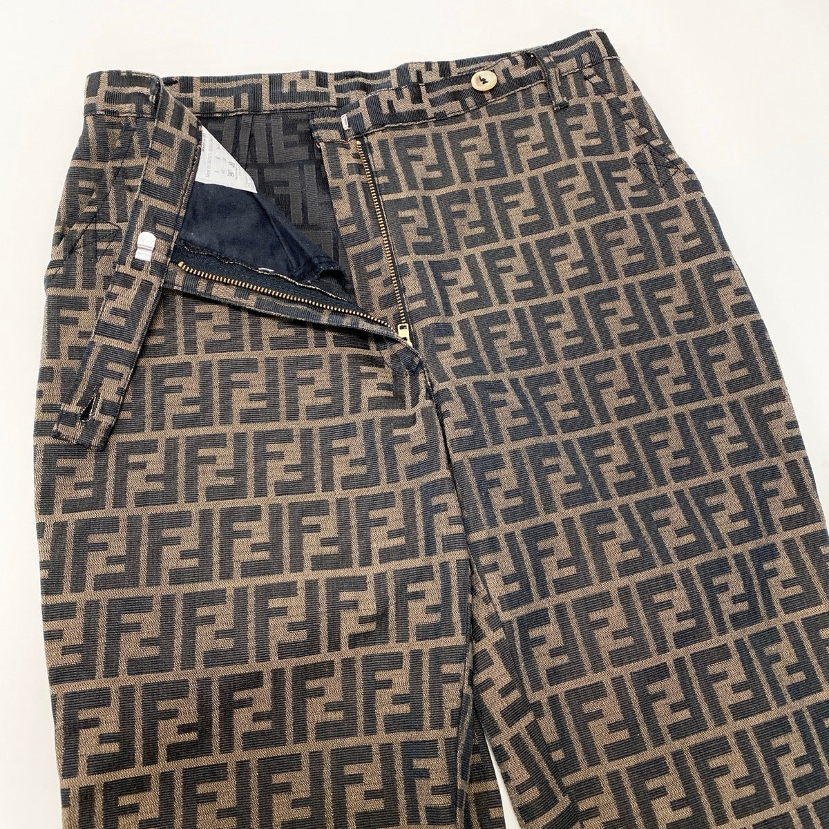 Ih10 FENDI フェンディ クロップドパンツ ズッカ柄 FFロゴ コットンブレンド 総柄 イタリア製 サイズ44 33インチ ブラウン レディース 女性用u02t