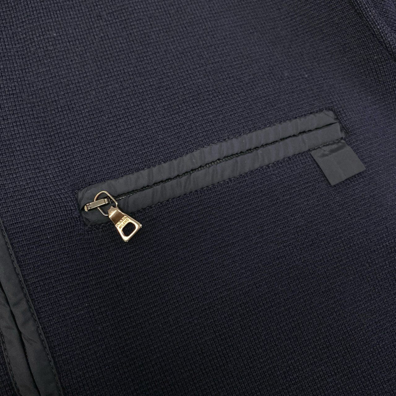 63a28 PRADA SPORT プラダ スポーツ ハーフジップ ニットセーター ハイネック 胸ポケット プルオーバー 50サイズ ネイビー メンズ 男性用o07t