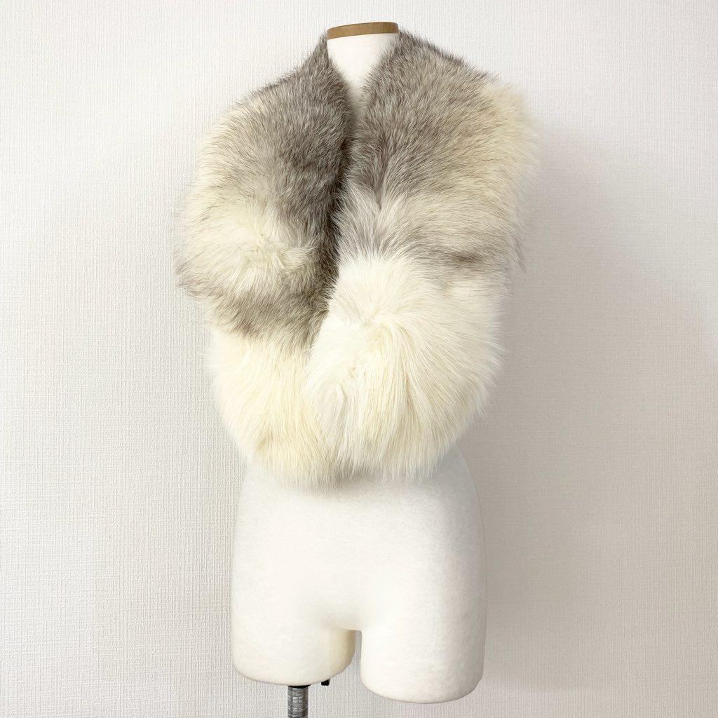 64e4【美品】SAGA FOX サガフォックス フォックスファー ティペット ケープ 襟巻き ホワイト系 フォックス レディース FOX FUR