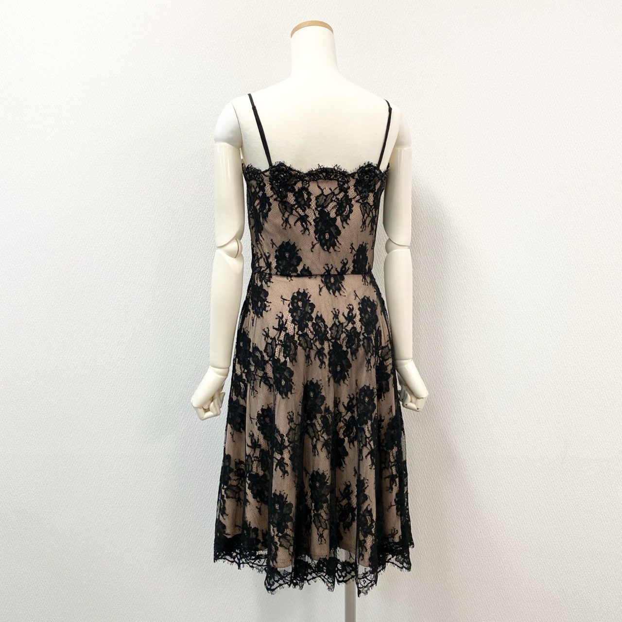 31i8 TADASHI SHOJI タダシショージ フラワーレース ドレスワンピース パーティードレス サイズ2 ブラック ベージュ レディースu02t