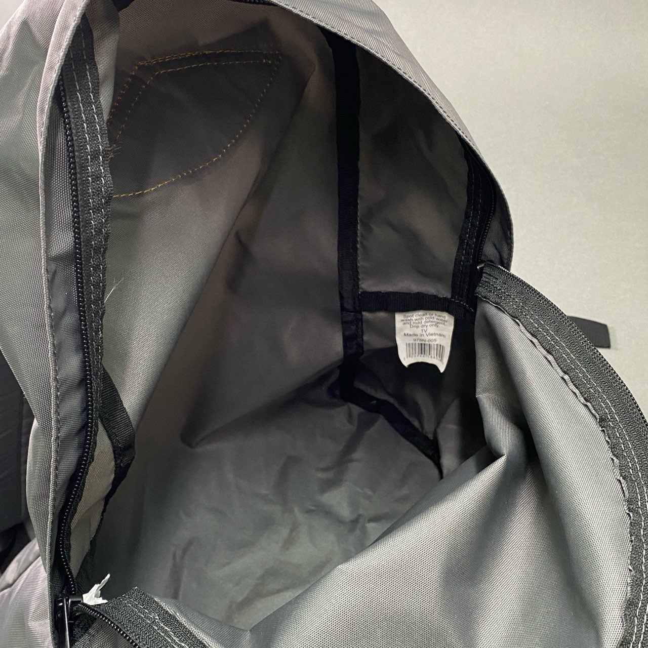 Cb10 Herve Chapelier エルベシャプリエ 978N ナイロンデイパック ML リュックサック 通勤通学 ユニセックス 男女兼用 FUSIL フュズィ グレー ポリエステル100％