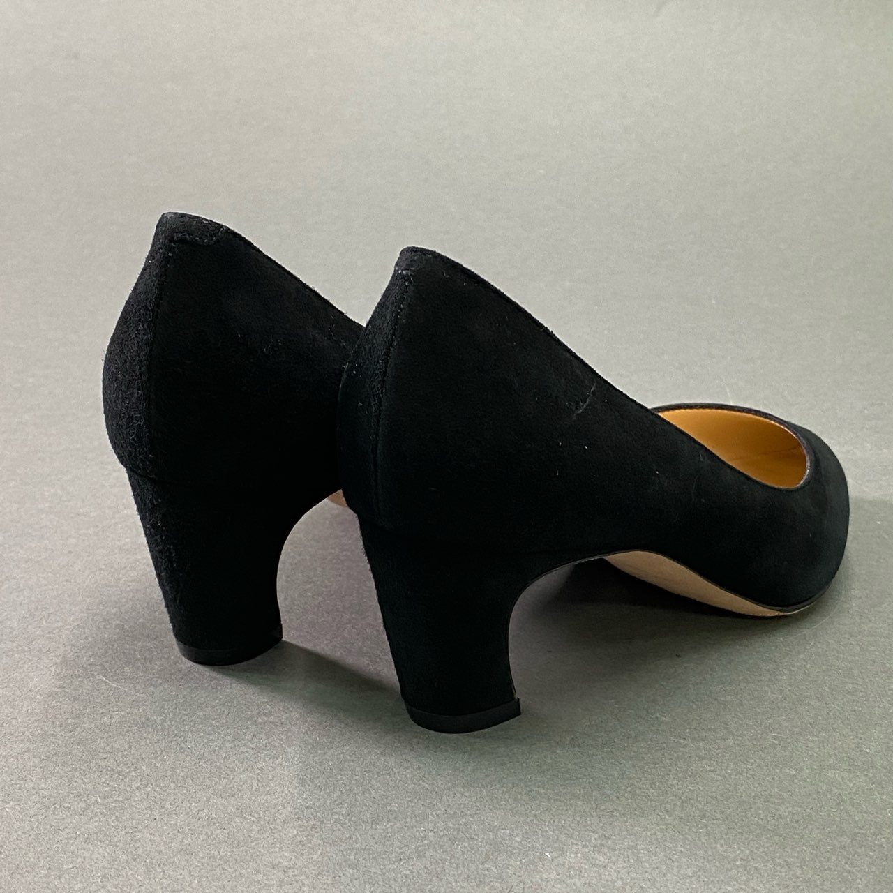 2e26 《未使用品》 PELLICO ペリーコ ANDREA 50 スエードレザー パンプス 35 1/2 ブラック Leather シューズ 箱 保存袋付き