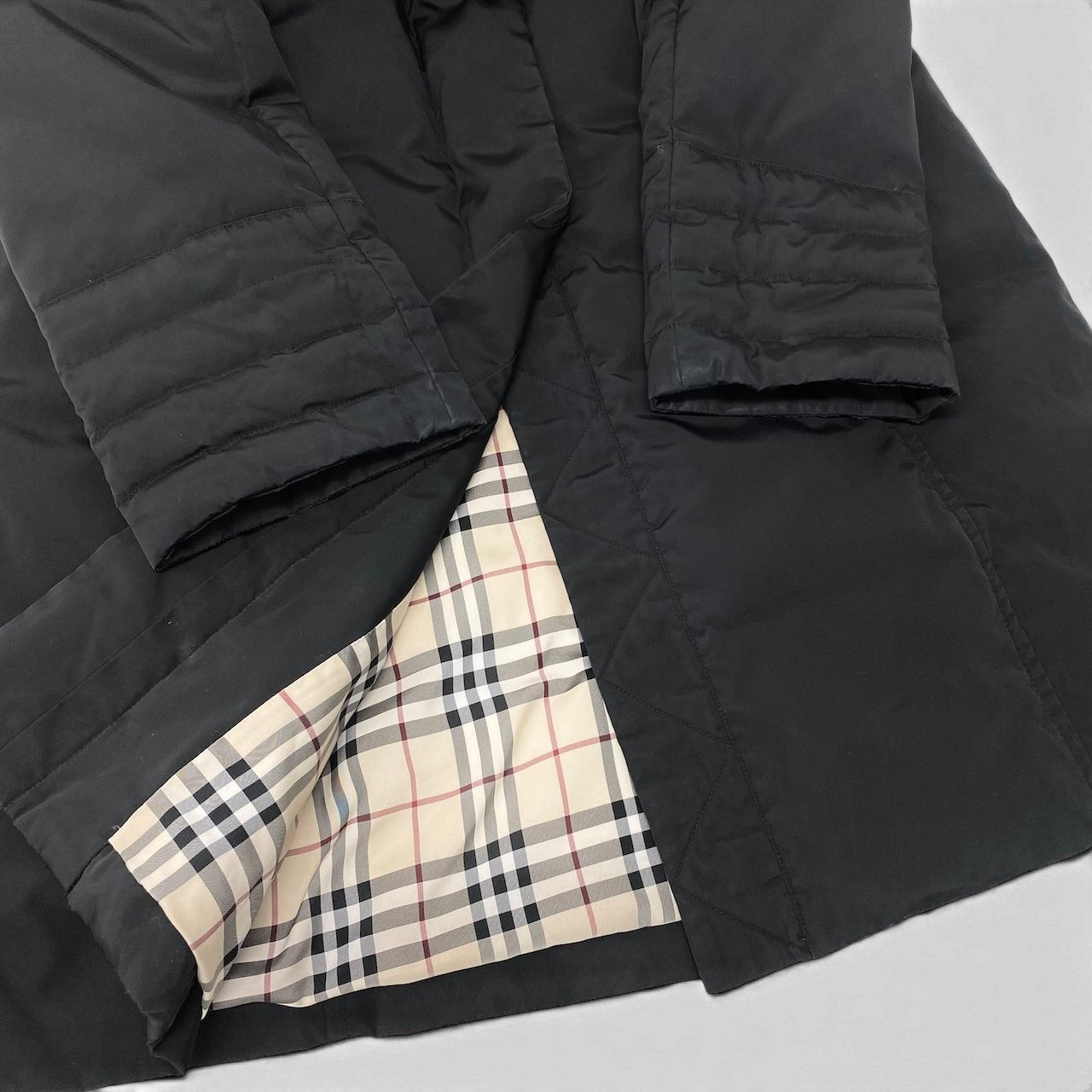 90g27 BURBERRY LONDON バーバリー ウエストリボン ロング ダウンコート 裏地ノバチェック サイズ38 ブラック レディース女性用o07t