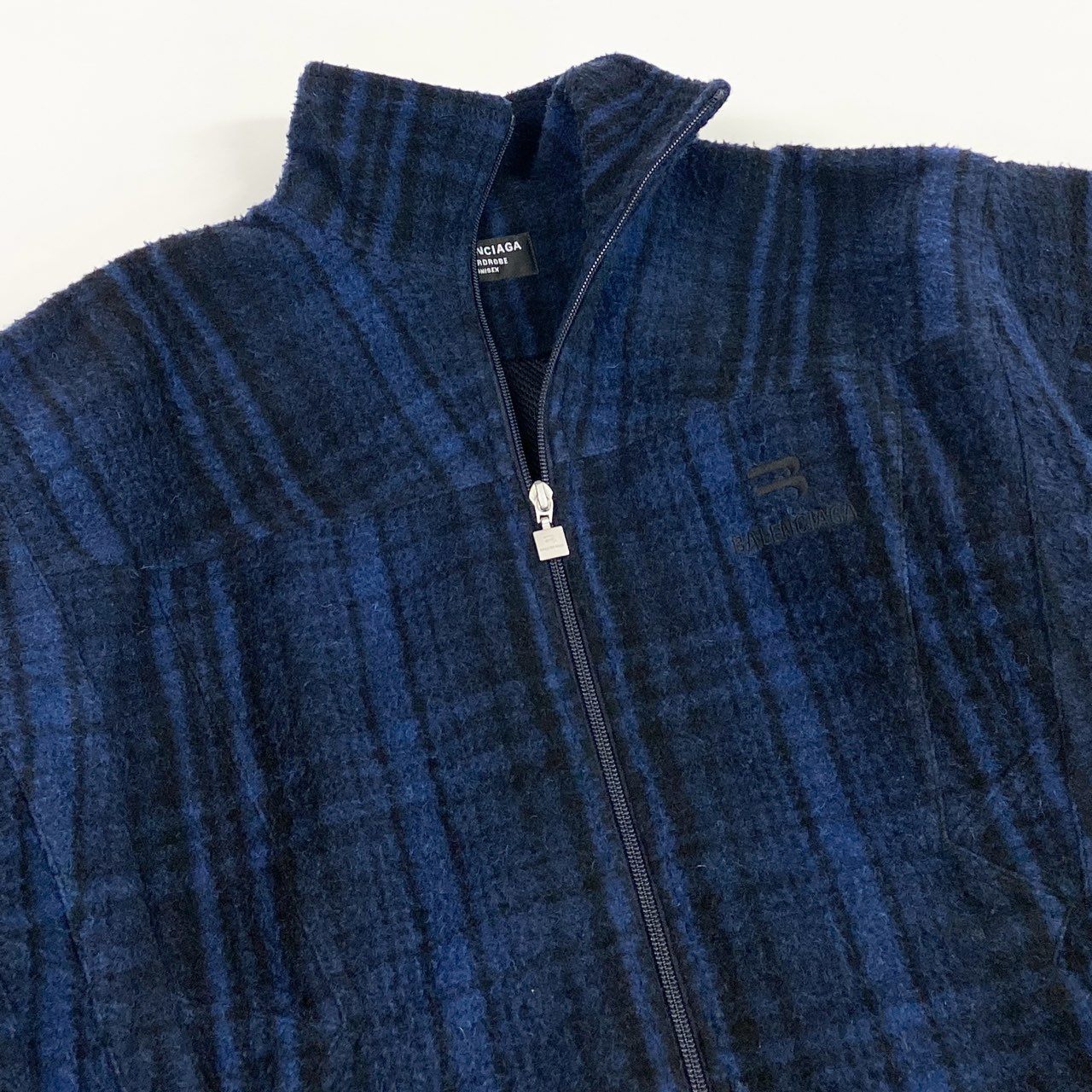 24i25 BALENCIAGA バレンシアガ フリースジャケット ブルゾン ロゴ刺繍 チェック 675648 サイズ44 ブルー ブラック メンズu02t