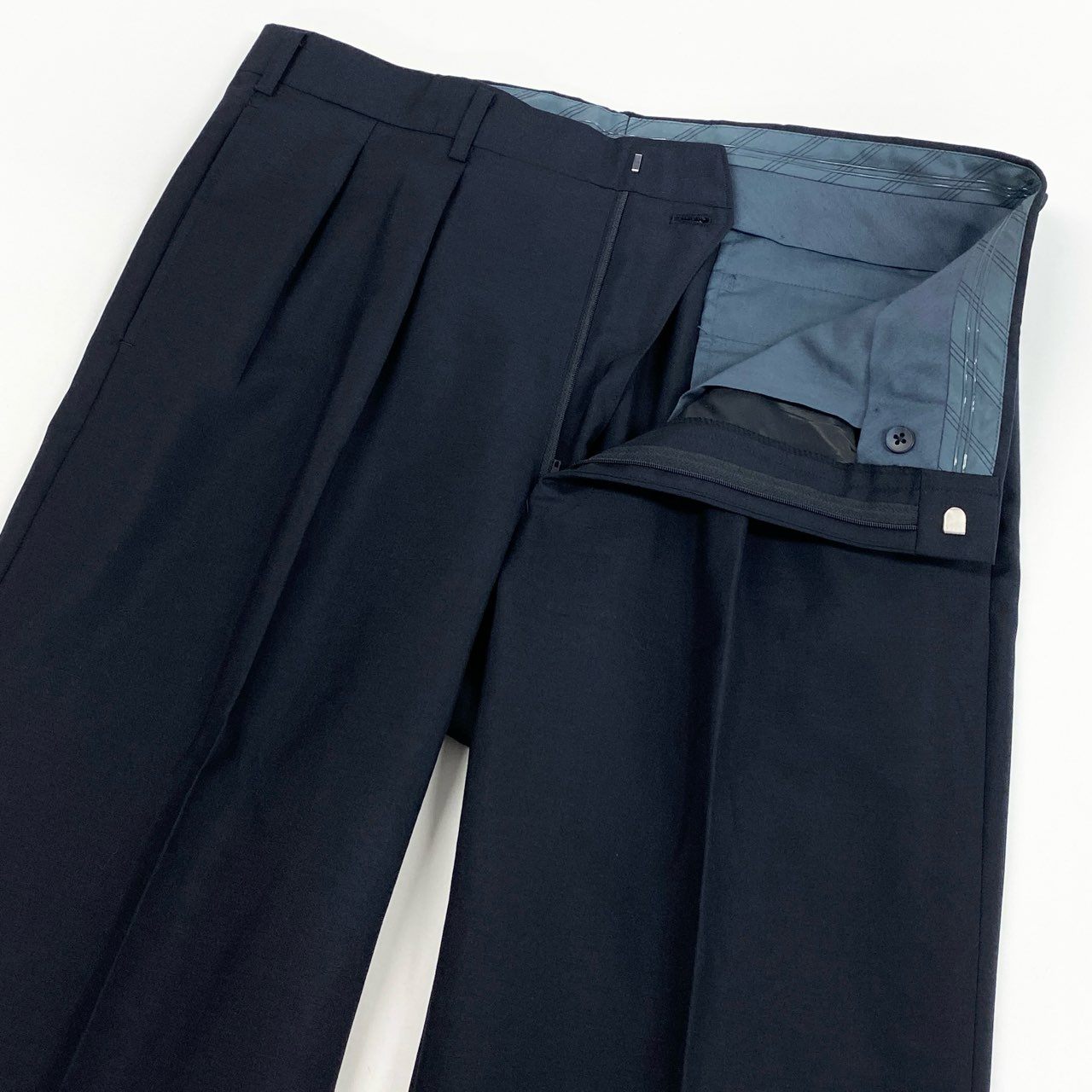 36l24 BURBERRY バーバリー スーツセットアップ  テーラードジャケット シングルジャケット スラックス  BB5サイズ ネイビー メンズo07t