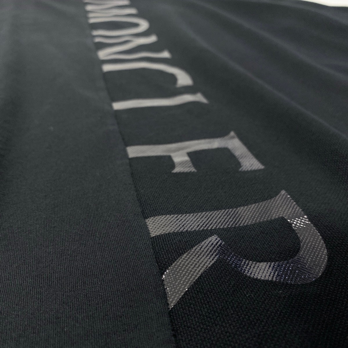 Mf18 MONCLER モンクレール バックプリントTシャツ Back Print T-Shirt サイズM ブラック カットソーt18r