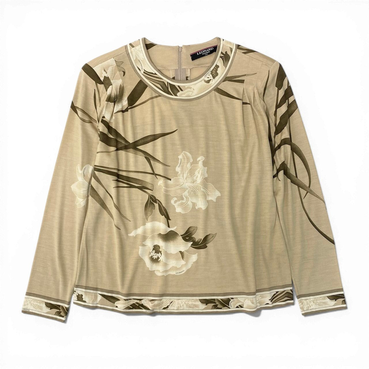 76d9 LEONARD FASHION レオナール ロングスリーブカットソー 美しい花柄プリント  サイズL ベージュ系 ウールシルク混 レディース 女性用o07t