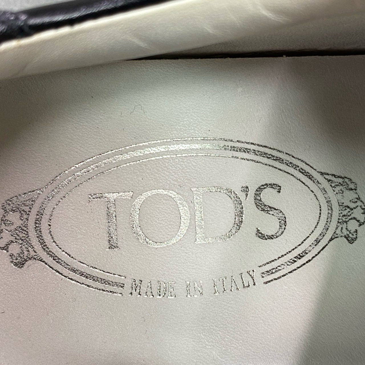 6k9 《美品》 TOD'S トッズ タッセルチャーム ローカットスニーカー 36 ブラック レザー シューズ イタリア製