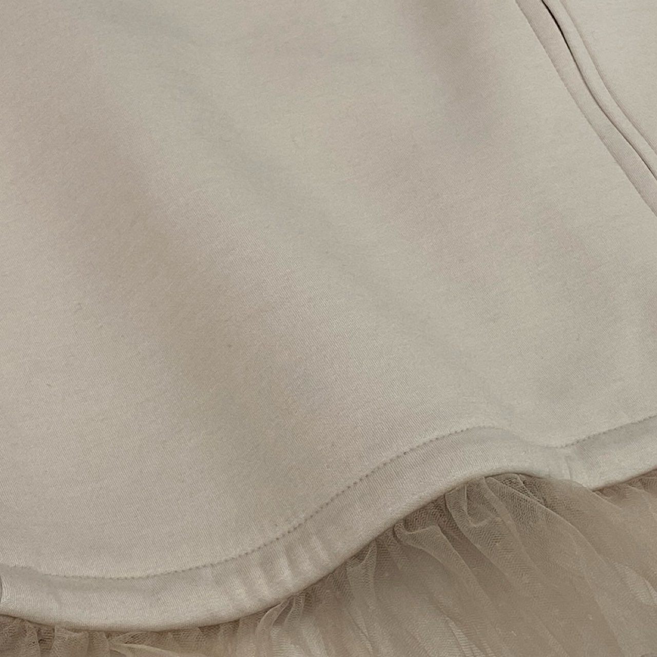 60b22 ADEAM アディアム  24年 カヌレジャケット ダブルジップ パーカー 裾チュール Aライン 伸縮ストレッチ レディース女性服 45065 サイズ2 ベージュu02t