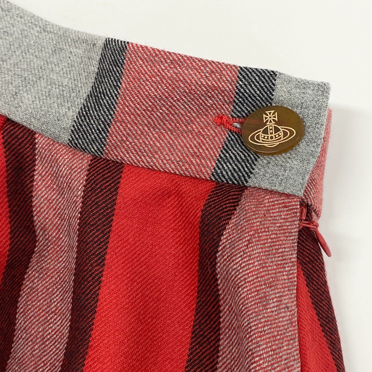 56f16 イタリア製 Vivienne Westwood RED LABEL ヴィヴィアンウエストウッド レッドレーベル 立体裁断 ミニスカート チェックスカート オーブボタン 裏地ロゴ総柄 サイズ40 レッド グレー ウール100％ レディース