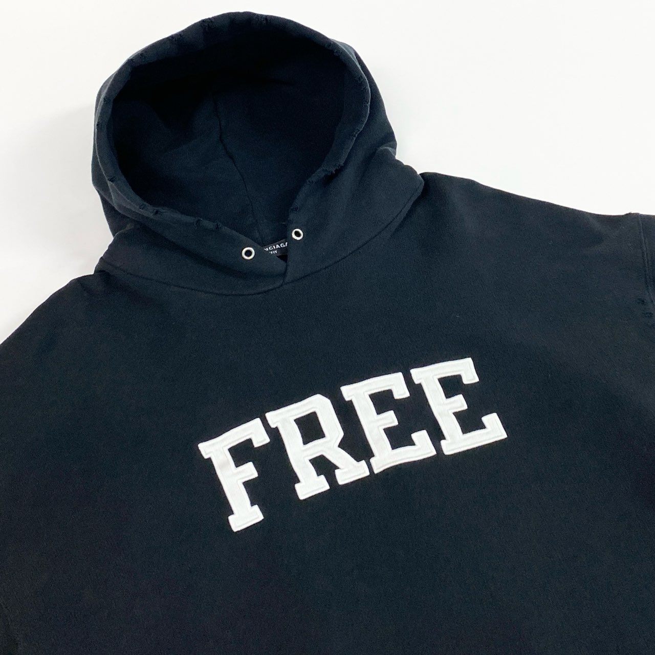 30a9 BALENCIAGA バレンシアガ 21AW UNIFIT 裏起毛 オーバーサイズ スウェットパーカー FREEロゴ クラッシュ加工  ユニセックス 男女兼用 XXS ブラック コットン100％o07t