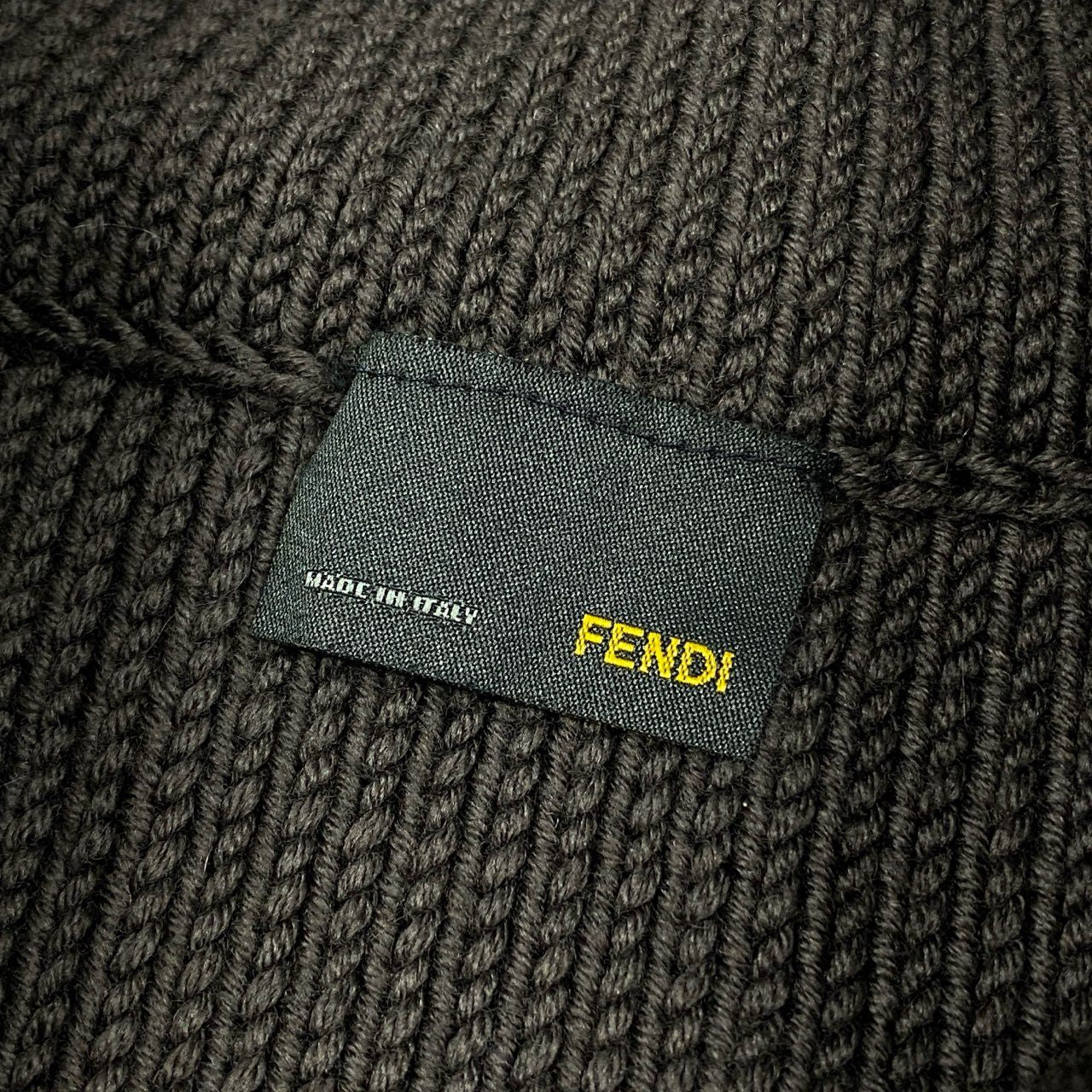 10a13 FENDI フェンディ ロングニットワンピース タイトワンピース 長袖 Vネック イタリア製 レディース 女性用 40 グレー系u02t