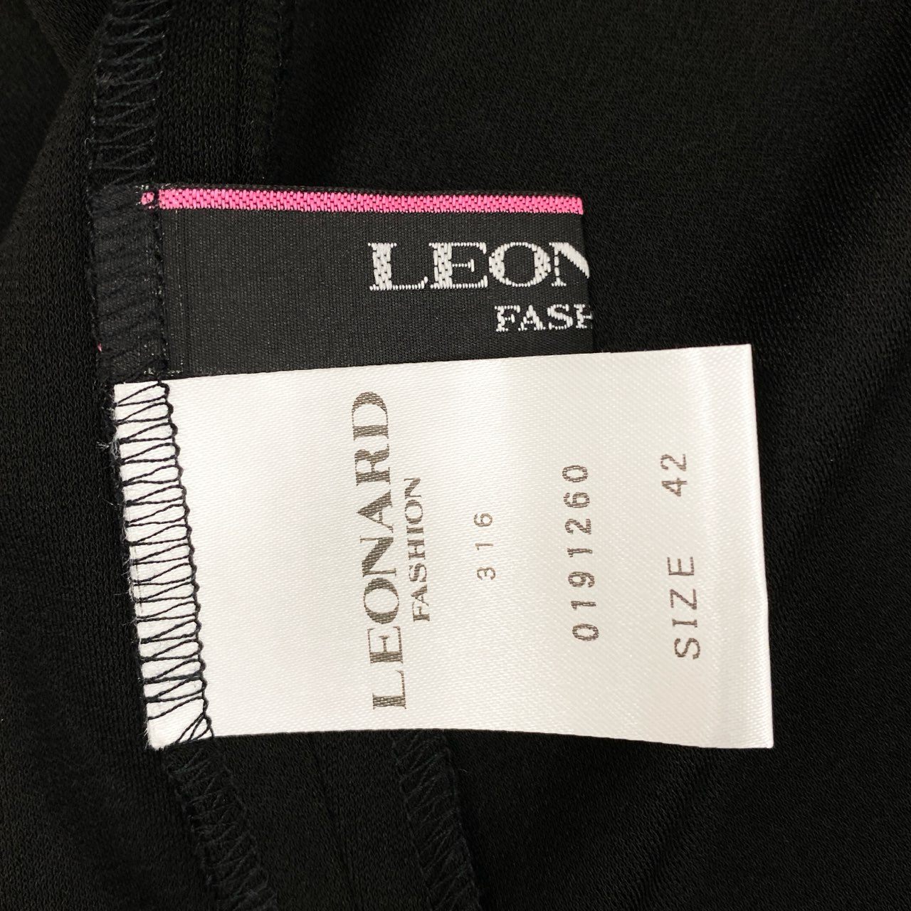 32i9 LEONARD レオナール 長袖カーディガン ストレッチ◎ ロング丈 ラインストーン 花柄 レディース 女性用 0191260 42 ブラックu02t