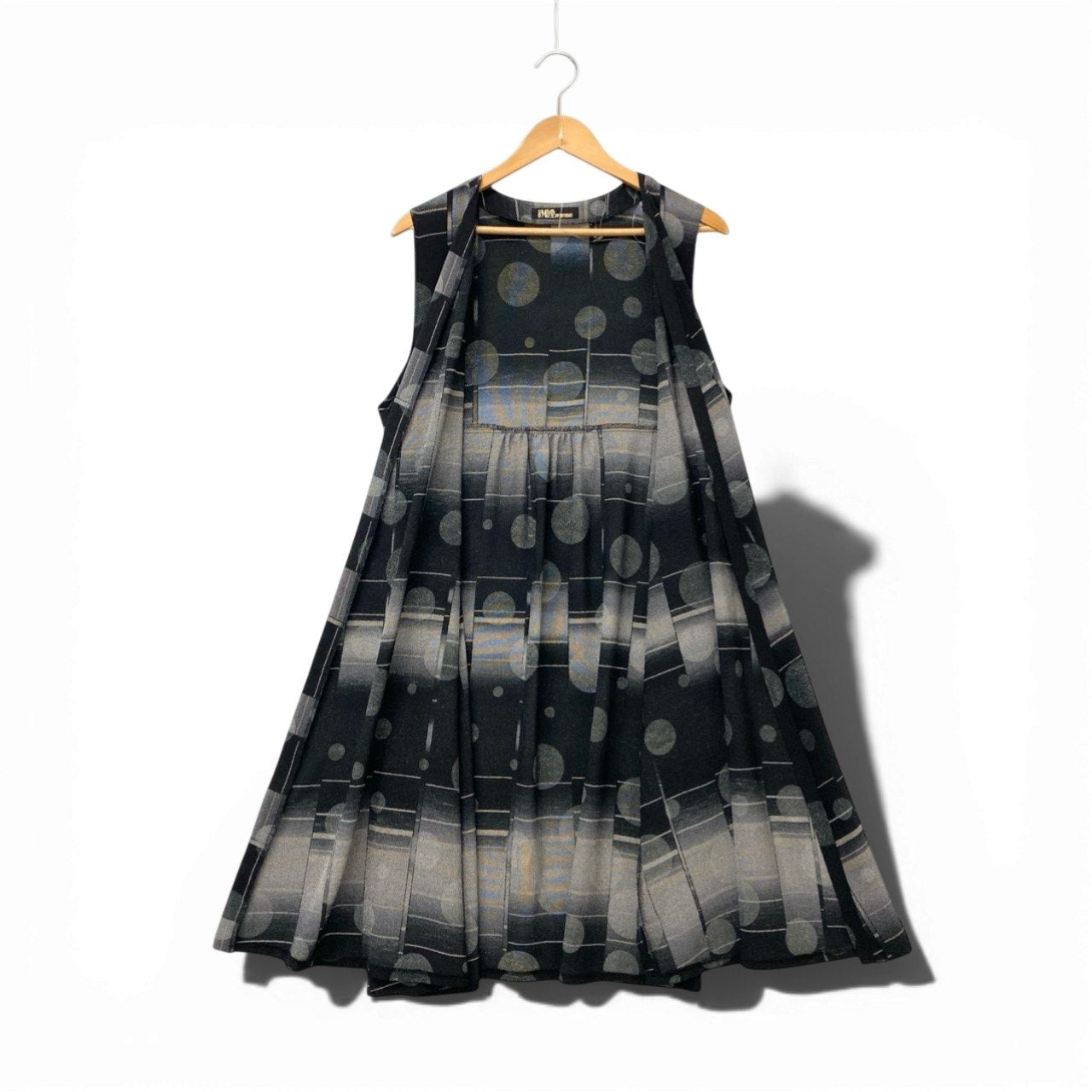 5c3 【美品】 詩仙堂 BY HITOSHI シセンドウ ロング ベストジレ ノースリーブ 総柄 ちりめん レディース 女性服 グレー ブラック ポリエステル100％u02t