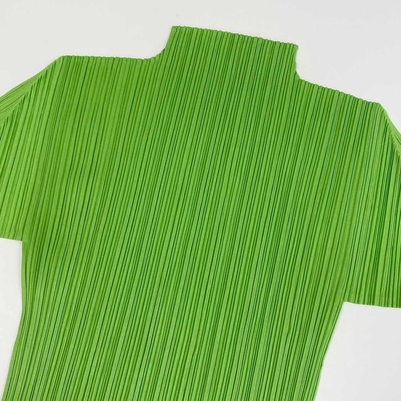 1j27 PLEATS PLEASE プリーツプリーズ プリーツカットソー 長袖カットソー ハイネック トップス PP86-JK604 3サイズ グリーン レディースu02t