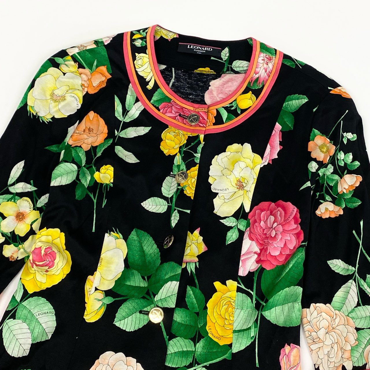 3k19 LEONARD FASHION レオナール ロングシャツワンピース ノーカラー 羽織 美しい花柄プリント ロングスリーブ 金ボタン レディース 女性用 L ブラック コットン100％u02t