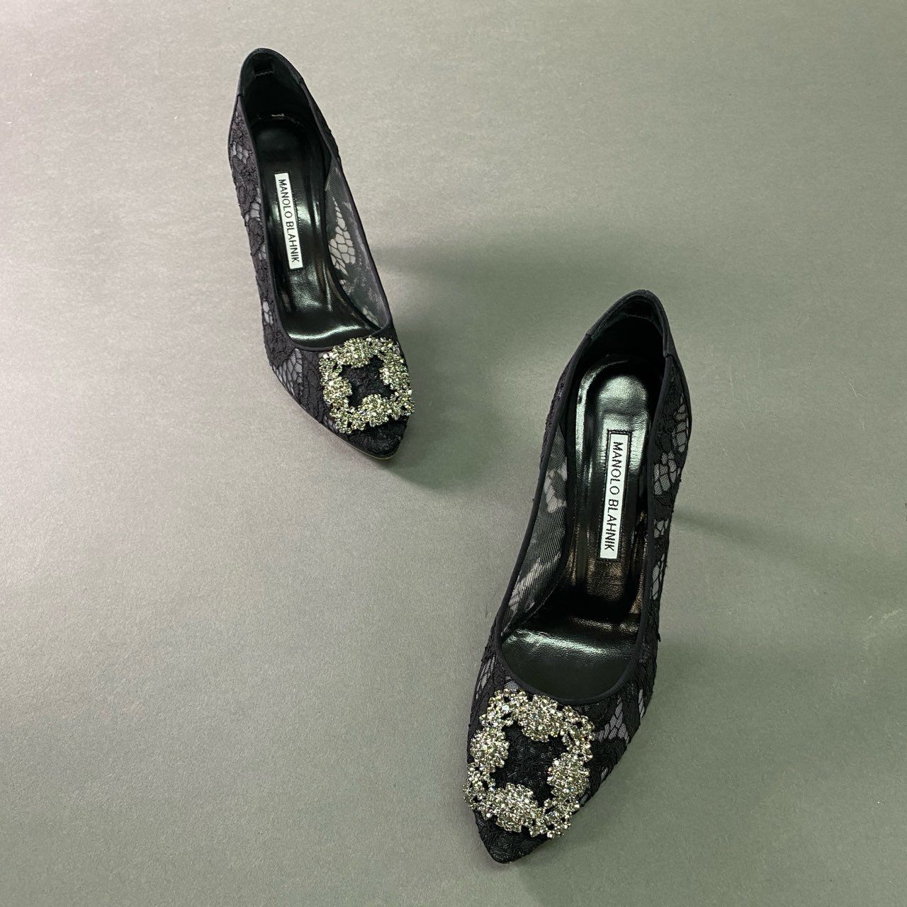 7a28 《極美品》 MANOLO BLAHNIK マノロブラニク Hangisi ハンギシ サテン レース ヒールパンプス シューズ イタリア製 36 1/2 ブラック