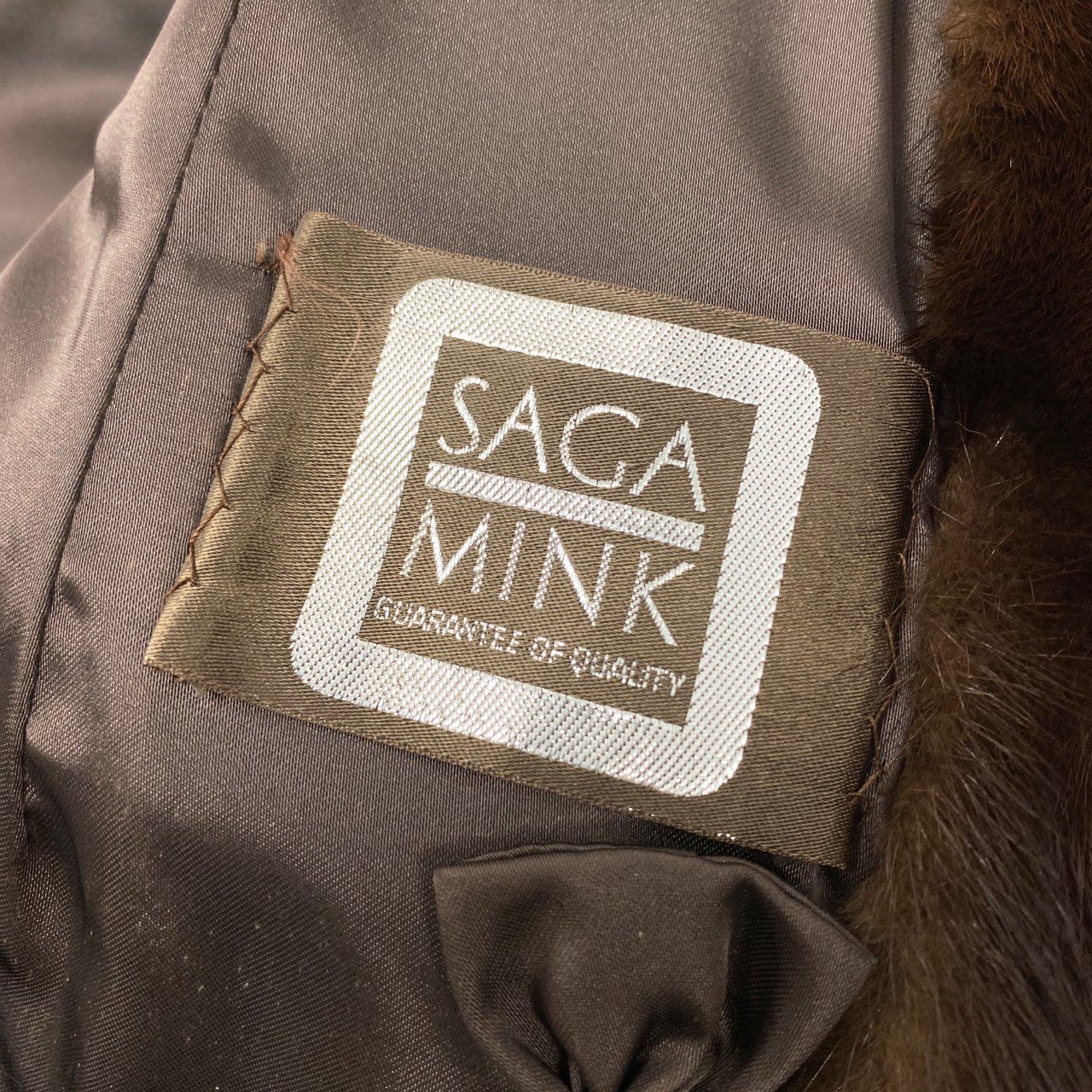 84L9 SAGA MINK サガミンク 銀サガ デミバフミンク レアデザインコート サイズM ブラウン 最高級本毛皮 アームバンド付 MINK FURt18r