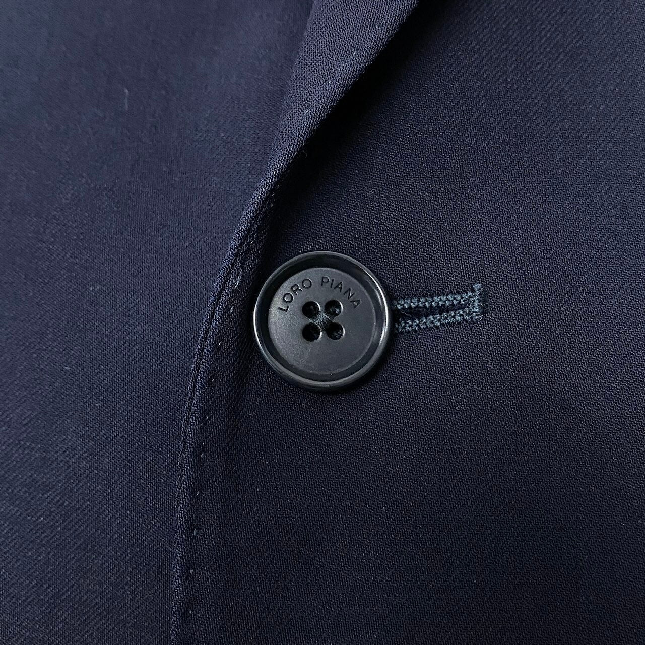 91g27 《美品》 Loro Piana UNIFORM ロロピアーナ オリジナル スーツ テーラードジャケット サイズ44 ダークネイビー フォーマル ビジネスt18r