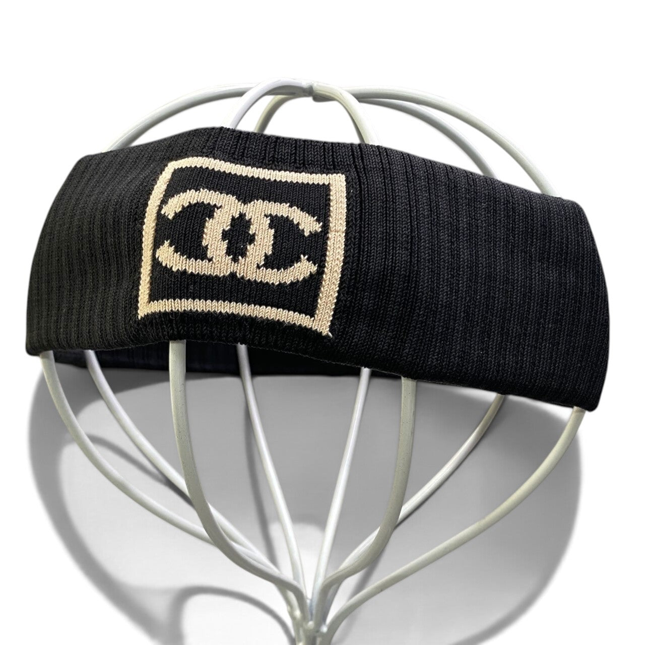 i8 【美品】 CHANEL シャネルスポーツ ココマーク ヘアバンド ブラック レディースk02i