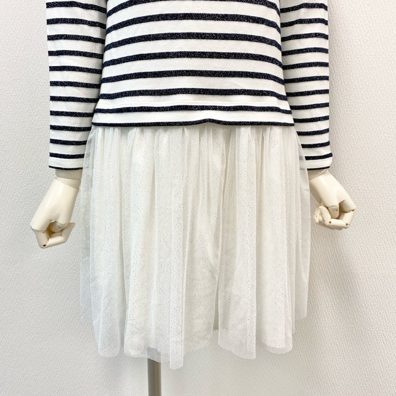 5i12 《未使用品》タグ付 PETIT BATEAU プチバトー ラメマリニエールチュール付 長袖ワンピース  ボーダー柄 152 ホワイト ネイビー キッズ 子供服k02i