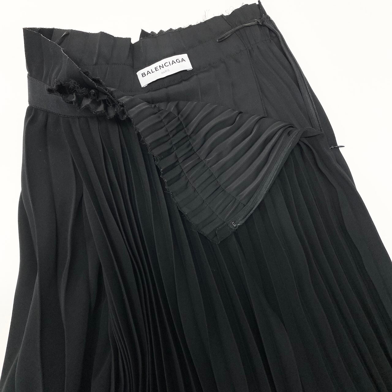 Ic30 BALENCIAGA バレンシアガ プリーツスカート ラップスカート風  アシンメトリーデザイン ウエストロゴ レディース 女性服 サイズ34 ブラック ポリエステル100％u02t