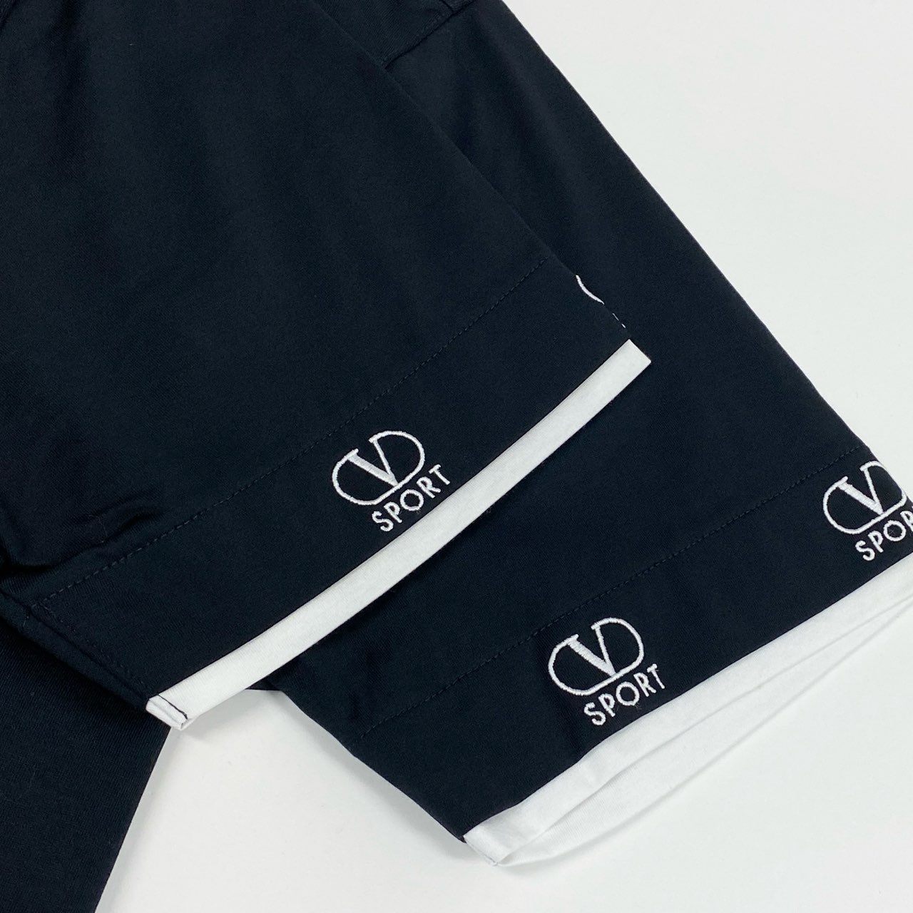 I b20《美品》 VALENTINO ヴァレンティノ スリーブロゴ 半袖ポロシャツ トップス 40 ブラック レディースu02t