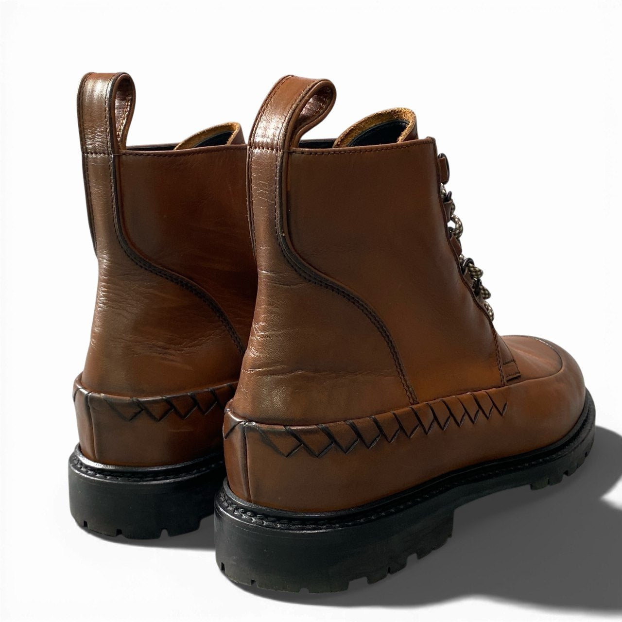 2a23 Bottega Veneta ボッテガヴェネタ イントレディテール レザーブーツ ワークブーツ レースアップ ムートンインソール付 イタリア製 メンズ 紳士靴 サイズ41 ブラウン leatheru02t