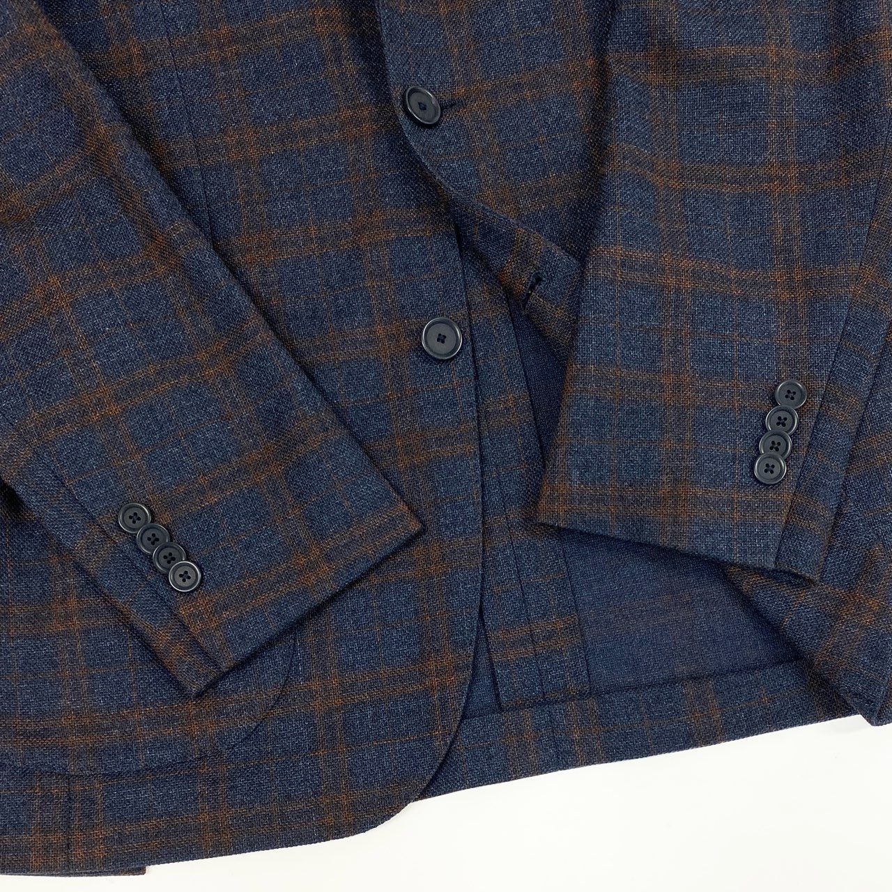 81j8 UNITED ARROWS SOVEREIGN ユナイテッドアローズ テーラードジャケット ウールジャケット 背抜き 3釦 チェック柄 ビジネス メンズ 紳士服 1122-110-5614 44 ネイビー ブラウン系u02t