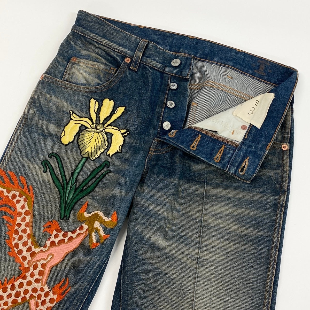 Me19 GUCCI グッチ ドラゴン フラワー刺繍 ヴィンテージ加工 デニムパンツ Dragon Flour Embroidered Jeans サイズ30 インディゴt18r