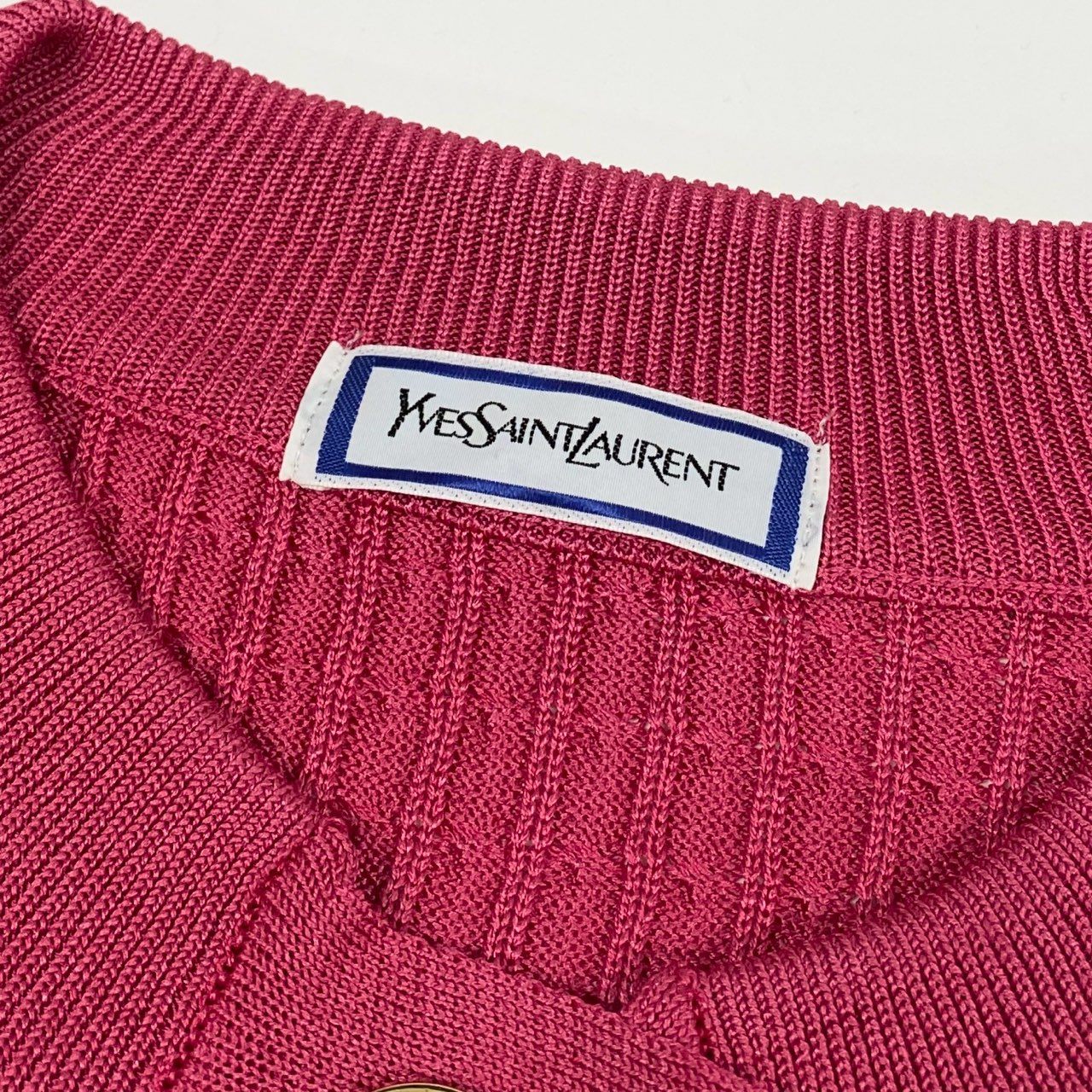 Eb19  Yves Saint Laurent イヴサンローラン 長袖ニットカーディガン トップス 金ボタン M ピンク シルク レディースu02t
