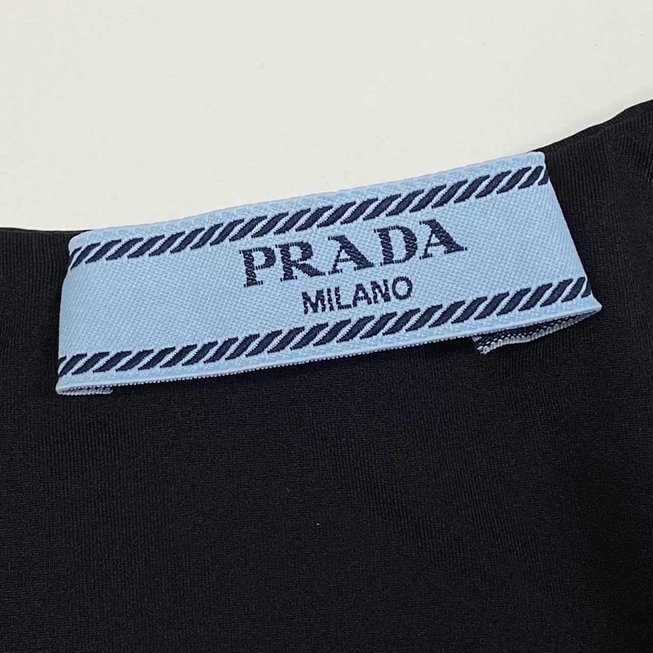 Ab13【美品】PRADA プラダ ストレッチジャージートップス 三角ロゴプレート Strech Jersey Cropped Top 40サイズ ブラック レディース 女性用ta1