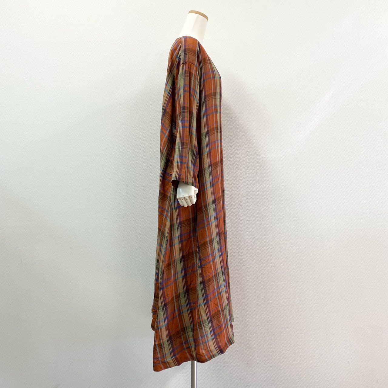 60j27《未使用品》nest Robe ネストローブ リネンマドラスチェックドルマンワンピース 長袖ロングワンピース 01221 1157 Fサイズ オレンジ系 レディースu02t